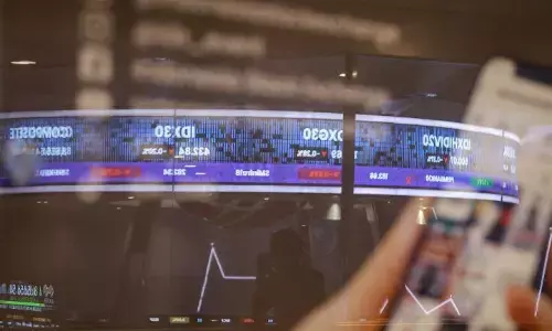 IHSG menguat jelang akhir pekan di tengah pelemahan bursa Asia IHSG menguat jelang akhir pekan di tengah pelemahan bursa Asia