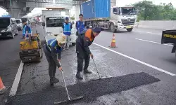 Jasamarga intensif periksa jalan berlubang di Tol Japek