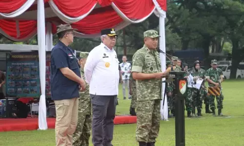 TNI - Pemkot Tangsel target angkut hingga 400 ton sampah per hari ke TPA Cilowong