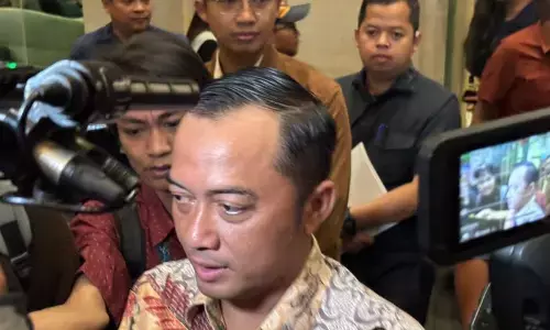 Mensesneg sebut Istana sedang proses persetujuan pengunduran ADK OJK Mensesneg sebut Istana sedang proses persetujuan pengunduran ADK OJK