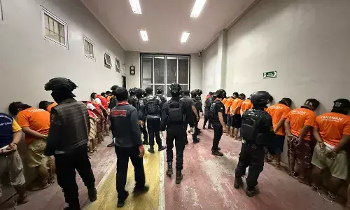 Ditjenpas pindahkan 61 Napi high risk ke Nusakambangan Ditjenpas pindahkan 61 Napi high risk ke Nusakambangan