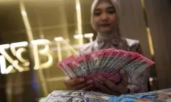 Rupiah melemah dipengaruhi nominasi calon Ketua The Fed oleh Trump
