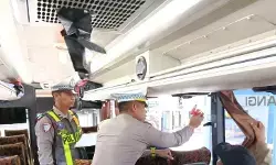 Polres Situbondo inspeksi kelayakan angkutan umum di terminal bus