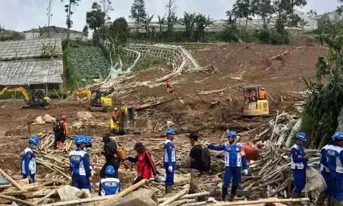 80 jenazah korban longsor Cisarua telah dievakuasi hingga hari ini