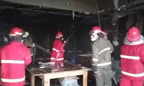 Kebakaran di Cengkareng, 16 unit pemadam dikerahkan Kebakaran di Cengkareng, 16 unit pemadam dikerahkan