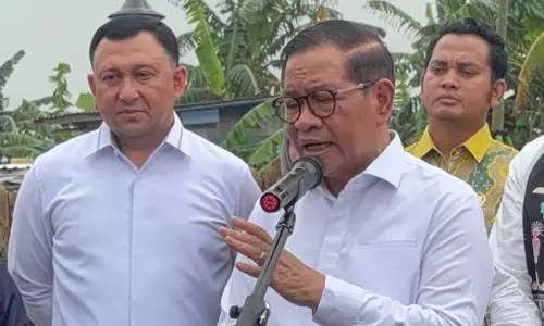 Pramono larang pedagang kaki lima gunakan trotoar agar DKI lebih rapi Pramono larang pedagang kaki lima gunakan trotoar agar DKI lebih rapi