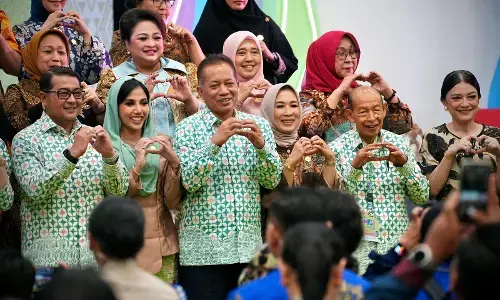 Menkop tegaskan Kopdes Merah Putih jadi jembatan produk womenpreneur