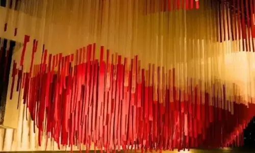 Instalasi seni kapal VOC dipamerkan di Museum Bahari