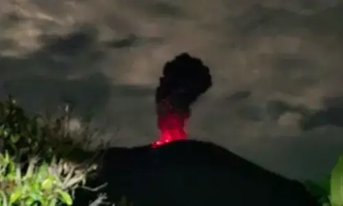 BIM pastikan layanan penerbangan tidak terdampak erupsi Gunung Marapi