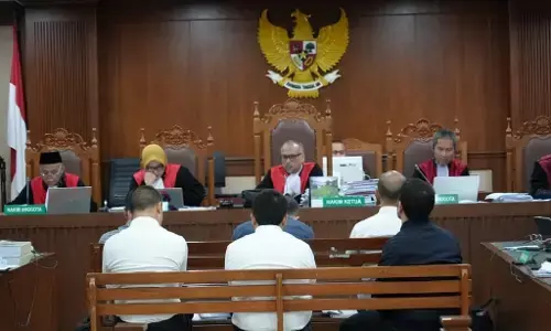Jaksa paparkan bukti komunikasi pejabat dan pihak swasta