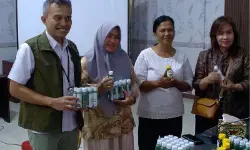 Perhutani salurkan madu dan minyak kayu putih untuk bencana Sumatera