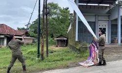 Satpol PP Jepara tertibkan spanduk liar di semua ruas jalan