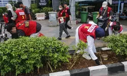 DKI gelar Jaga Jakarta Bersih secara serentak di seluruh wilayah DKI gelar Jaga Jakarta Bersih secara serentak di seluruh wilayah