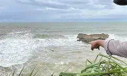 Seorang wisatawan hilang terseret ombak di Pantai Sine Tulungagung