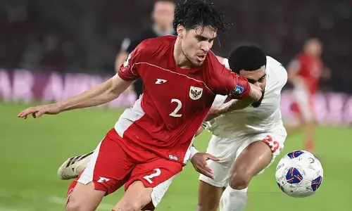 Kevin Diks bermain penuh saat Monchengladbach imbangi Leverkusen