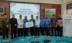 BAZNAS RI bersama ANGKASA Malaysia salurkan bantuan di Masjid Al Hurriyyah IPB