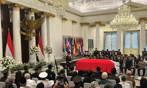 Penghormatan terakhir Kemlu untuk mendiang Dubes Agus Widjojo