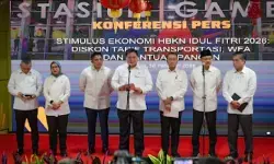 Momen Lebaran tarif kereta diskon 30 persen dan pesawat diskon 18 persen Momen Lebaran tarif kereta diskon 30 persen dan pesawat diskon 18 persen