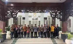 Tandatangani Surat Bersama, Bupati se-Madura minta Gubernur Jatim ajukan Madura sebagai KEK Tembakau