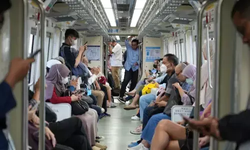 LRT Jabodebek ajak penumpang atur waktu keberangkatan