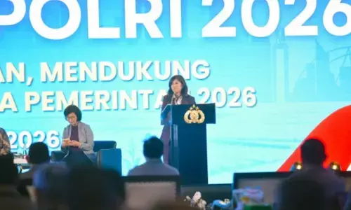 Menkomdigi tegaskan platform wajib patuhi hukum dan lindungi pengguna