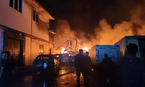 BPBD Kabupaten Tangerang berhasil padamkan kebakaran pabrik cat