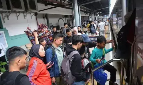 Menhub: 143,9 juta orang lakukan perjalanan pada angkutan Lebaran 2026 Menhub: 143,9 juta orang lakukan perjalanan pada angkutan Lebaran 2026