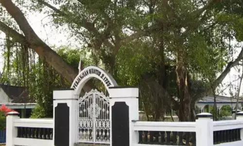 13 Februari 1755: Perjanjian Giyanti membelah dua Mataram