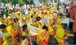 Ribuan pelajar di Kudus sambut Ramadan dengan aneka pentas dan doa