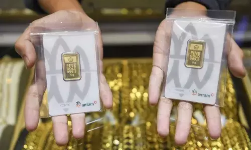 Harga emas Antam Sabtu pagi naik Rp50 ribu jadi Rp2,954 juta per gram Harga emas Antam Sabtu pagi naik Rp50 ribu jadi Rp2,954 juta per gram