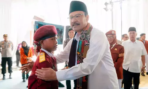 Gus Ipul sambangi SRT 44 Kebumen, singgung anak keluarga rentan