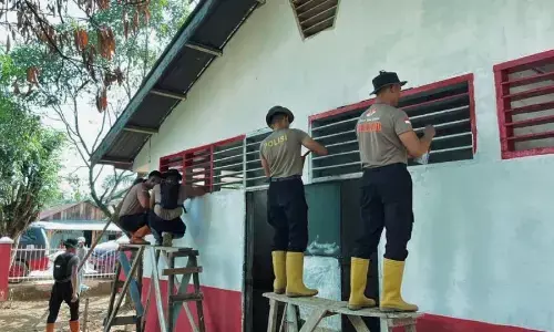 Brimob renovasi SDN di Tapanuli Tengah percepat aktivitas belajar