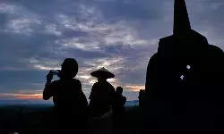 Imlek 2577, Borobudur hadirkan promo tiket sunrise dan sunset