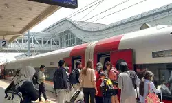 Long weekend Imlek, penumpang Whoosh capai 25.678 per hari