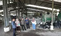 Mendiktisaintek apresiasi sistem pengolahan sampah UGM