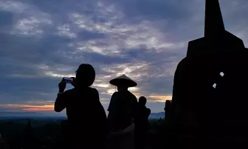 Candi Borobudur promo tiket sunrise dan sunset Imlek 2577