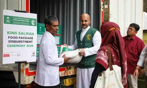 KSrelief salurkan bantuan pangan Ramadan di Kampung Pemulung Jaktim KSrelief salurkan bantuan pangan Ramadan di Kampung Pemulung Jaktim