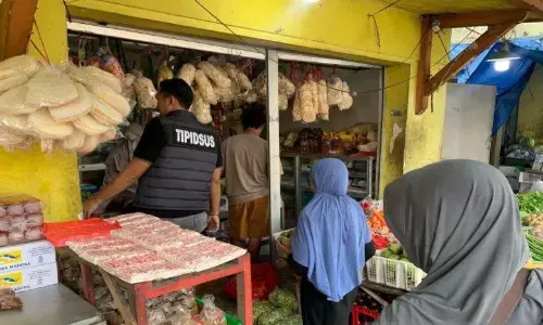 Polres Pamekasan antisipasi penimbunan minyak goreng bersubsidi Polres Pamekasan antisipasi penimbunan minyak goreng bersubsidi