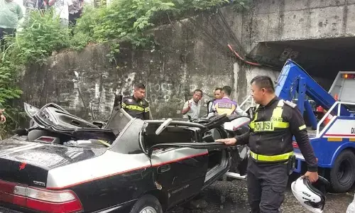 Imbas laka maut di Karawang, akses tanggul Rawagabus ditutup