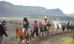 Koper wisman Thailand hilang di Bromo, polisi lakukan penyelidikan Koper wisman Thailand hilang di Bromo, polisi lakukan penyelidikan