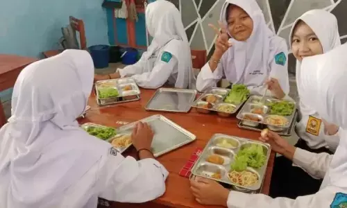 BGN Lebak pastikan program MBG tetap berjalan selama Ramadan 1447 H BGN Lebak pastikan program MBG tetap berjalan selama Ramadan 1447 H