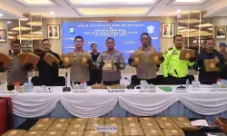 Polisi gagalkan pengiriman 40 kg ganja lintas provinsi di Tol Bitung–Serpong