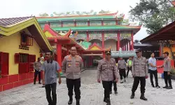 Kapolres Langkat pantau pengamanan Imlek di Vihara Avalokitesvara Kapolres Langkat pantau pengamanan Imlek di Vihara Avalokitesvara