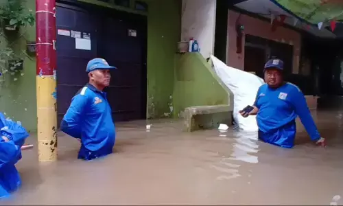 Kebon Pala terendam hampir 1 meter lebih, aktivitas sahur warga terganggu