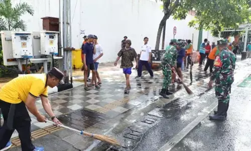 PascaDandangan, Bupati Kudus kerahkan ASN, TNI-Polri bersihkan Jalan Sunan Kudus