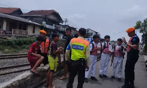 PT KA Daop 2 Bandung akan tindak tegas warga lakukan aktivitas di jalur kereta