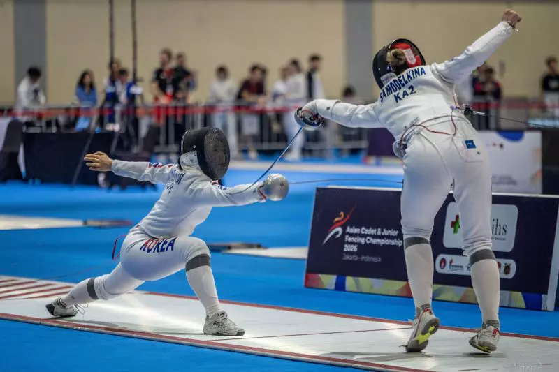 Hong Kong gusur China pada hari kedua Kejuaraan Anggar Asia 2026 Hong Kong gusur China pada hari kedua Kejuaraan Anggar Asia 2026