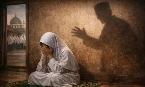 Di balik sajadah: Santriwati dan bayang kekerasan Di balik sajadah: Santriwati dan bayang kekerasan