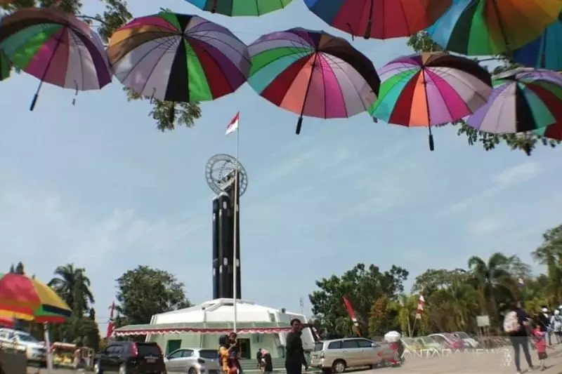 Disporapar Pontianak kembangkan kawasan wisata Tugu Khatulistiwa Disporapar Pontianak kembangkan kawasan wisata Tugu Khatulistiwa