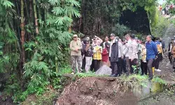 Menteri PU pastikan bangun jembatan putus akibat banjir di Jember